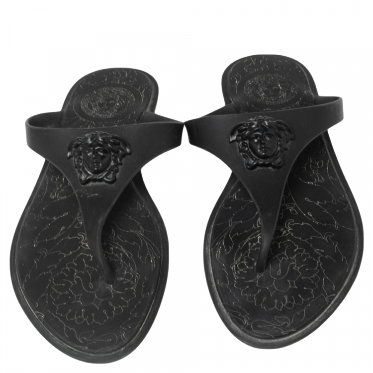 Pre Owned Versace Black Rubber Medusa Thong Flats Size 38