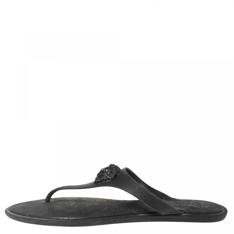 Pre Owned Versace Black Rubber Medusa Thong Flats Size 38