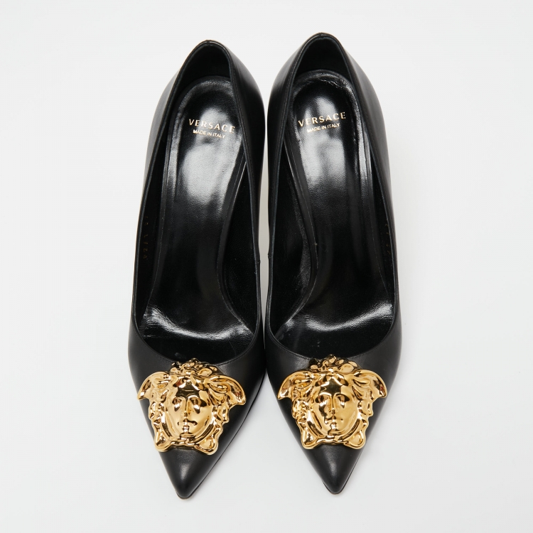 Pre Owned Versace Black Leather Medusa Head Pumps Size 37