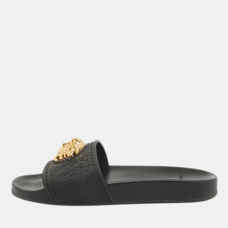 Pre Owned Versace Black Rubber Palazzo Pool Slides Size 39.5