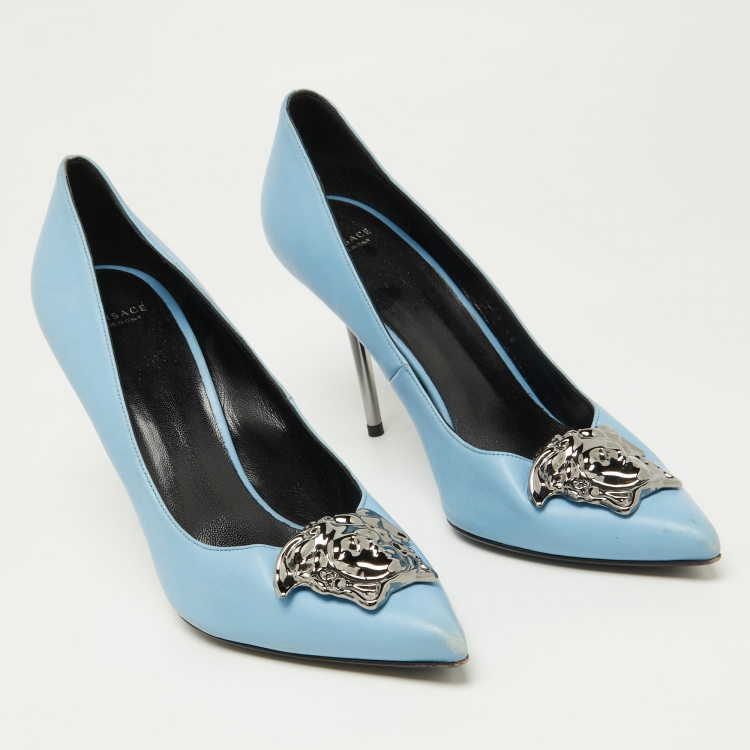 Pre Owned Versace Blue Leather Medusa Pointed Toe Pumps Size 40