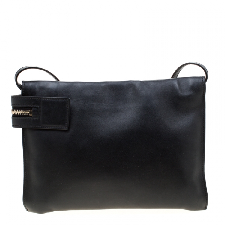Pre Owned Victoria Beckham Black Leather Front Zip Crossbody Bag