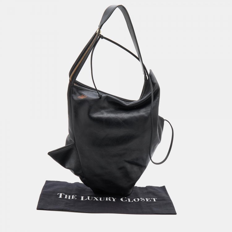 Pre Owned Vivienne Westwood Black Leather Shoulder Bag