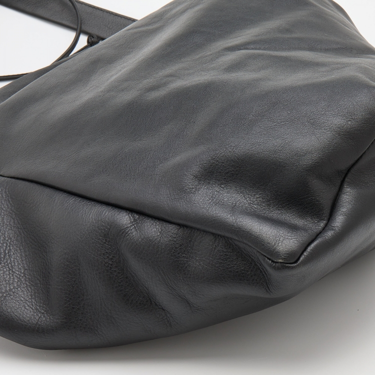 Pre Owned Vivienne Westwood Black Leather Shoulder Bag