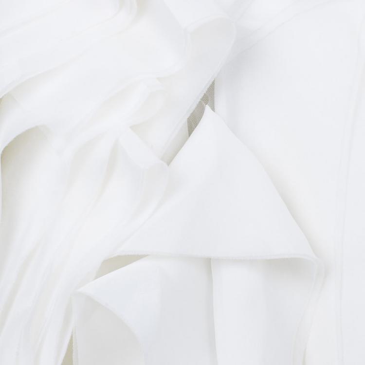 Pre Owned White by Vera Wang One Shoulder Organza Bias Flange Detail Wedding Dress M