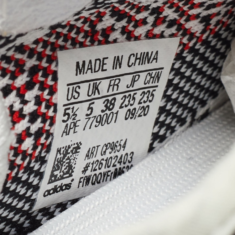 Pre Owned Yeezy x Adidas White/Black Knit Fabric Boost 350 V2 Zebra Sneakers Size 38