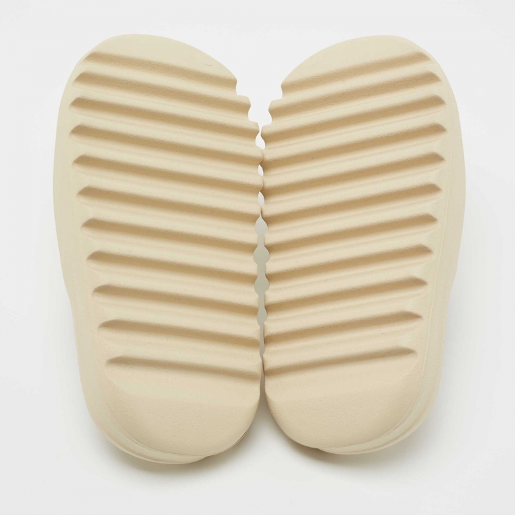 Pre Owned Yeezy x Adidas Cream Rubber Bone Slides Size 38