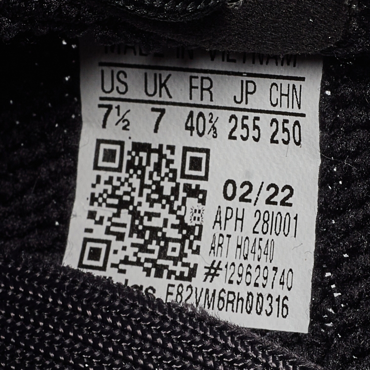 مملوكة مسبقًا Yeezy x Adidas Black Knit Fabric Boost 350 V2 Onyx Sneakers Size 40 2/3