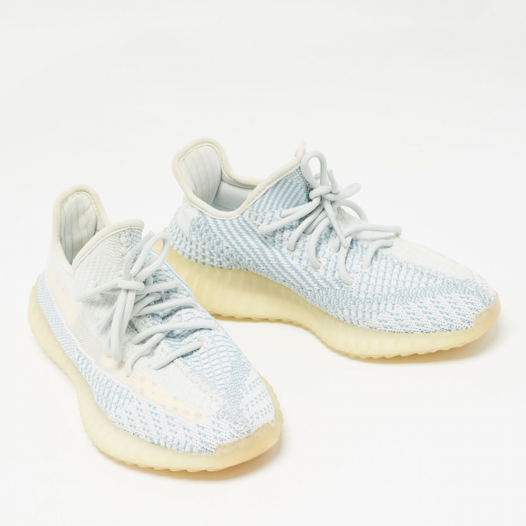 مملوكة مسبقًا Yeezy x Adidas Blue/White Knit Fabric Boost 350 V2 Cloud White Sneakers Size 38 2/3