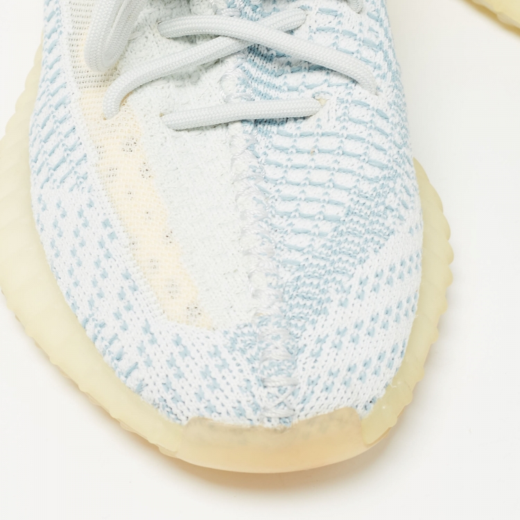 مملوكة مسبقًا Yeezy x Adidas Blue/White Knit Fabric Boost 350 V2 Cloud White Sneakers Size 38 2/3