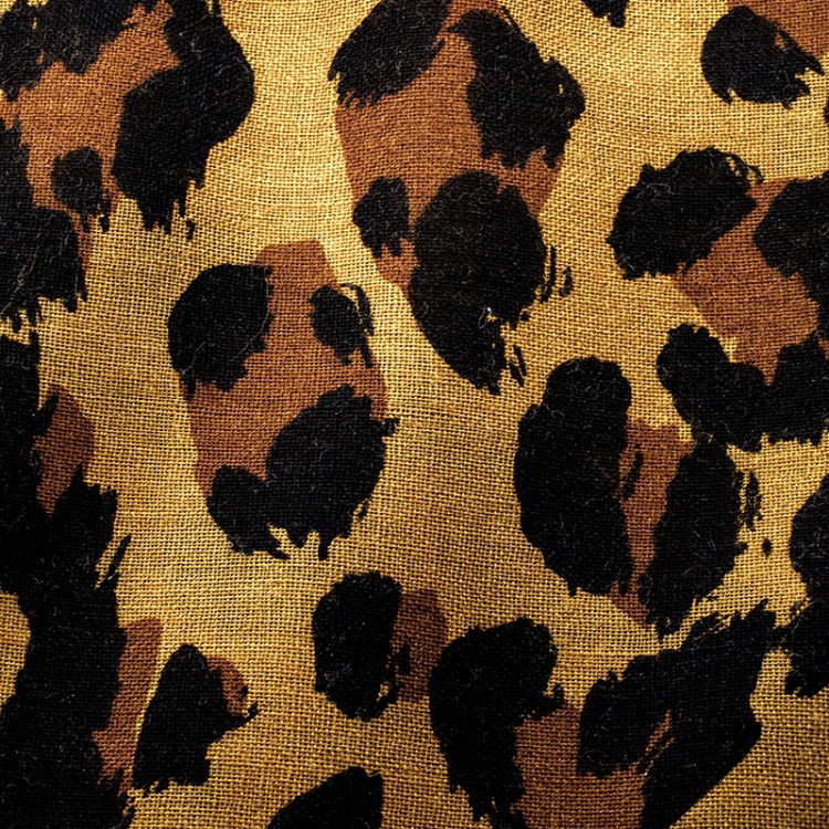 مملوكة مسبقًا Yves Saint Laurent Paris Vintage Brown Cheetah Figure Print Shawl