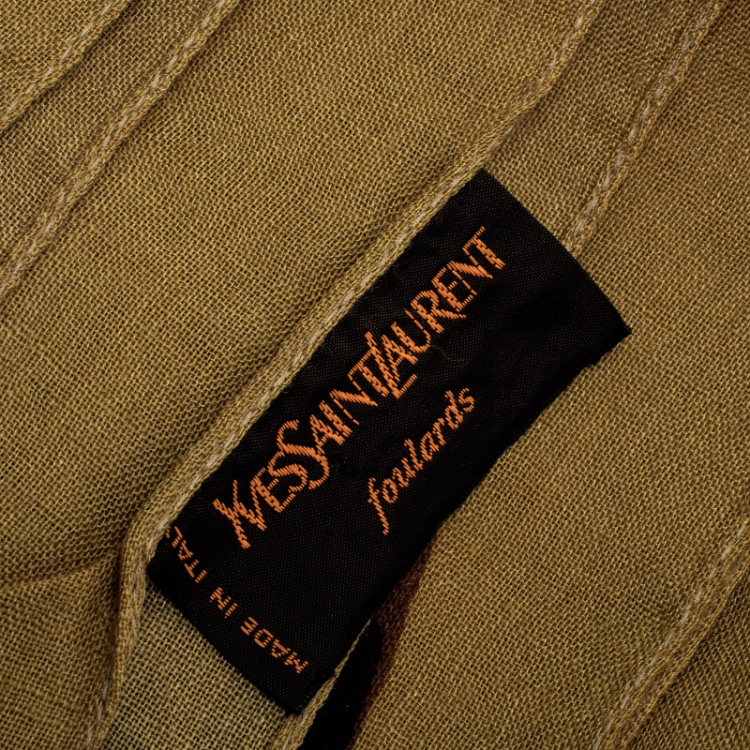 مملوكة مسبقًا Yves Saint Laurent Paris Vintage Brown Cheetah Figure Print Shawl