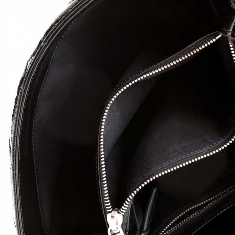 Pre Owned Saint Laurent Paris Black Monogram Leather Loulou Shoulder Bag