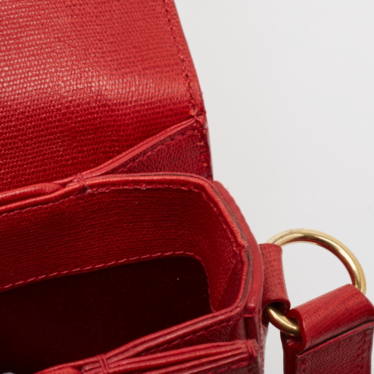 Pre Owned Yves Saint Laurent Red Leather Chyc Flap Crossbody Bag