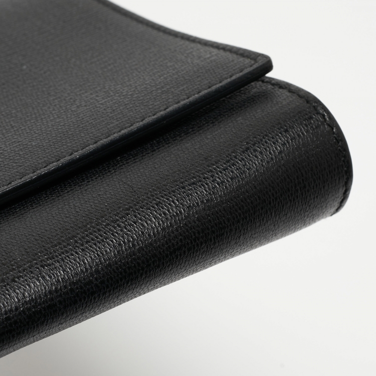 Pre Owned Yves Saint Laurent Black Leather Y Line Clutch