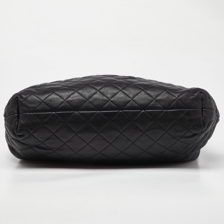 Pre Owned Saint Laurent Black Quilted Leather Maxi Icare Tote