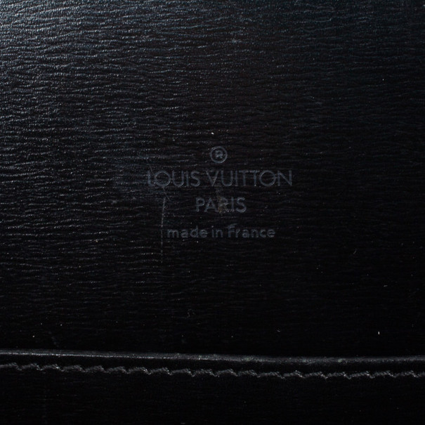 Capucines leather handbag Louis Vuitton Black in Leather - 36343344