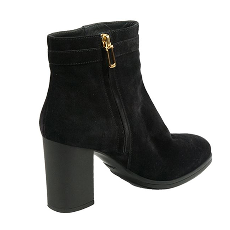 

Tod's Black Suede Ankle Boots Size