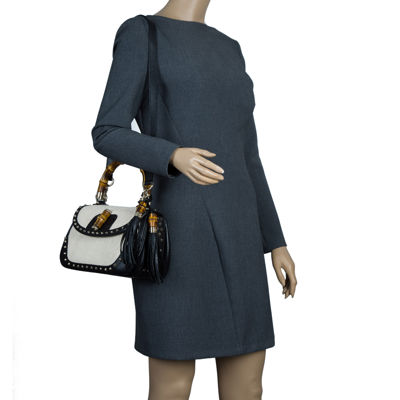 

Gucci Cream/Black Raffia and Leather Medium Studded New Bamboo Top Handle Bag