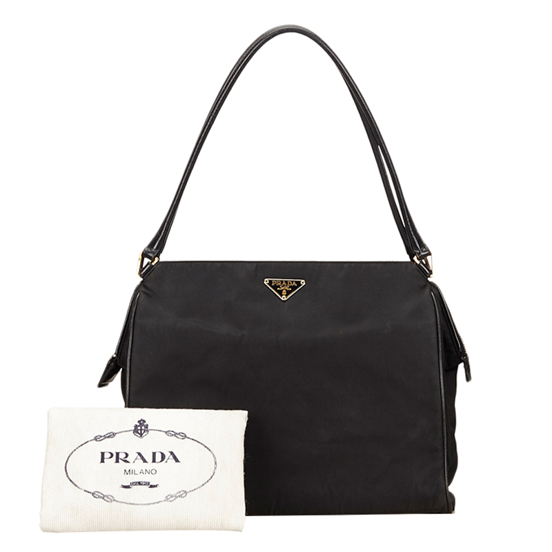 gucci sneaks prada bag