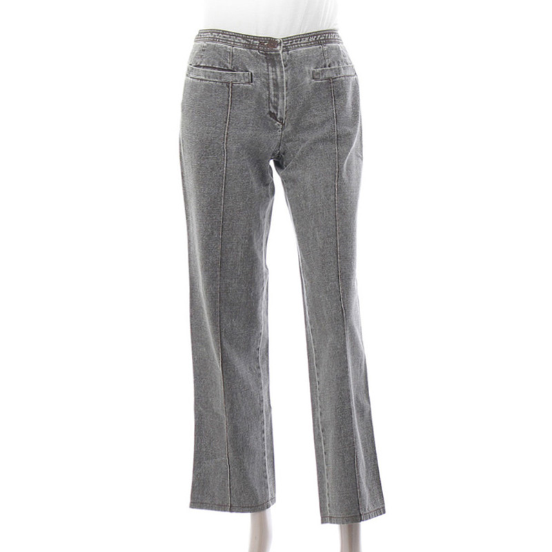 

Chanel Grey Denim Capri Pants