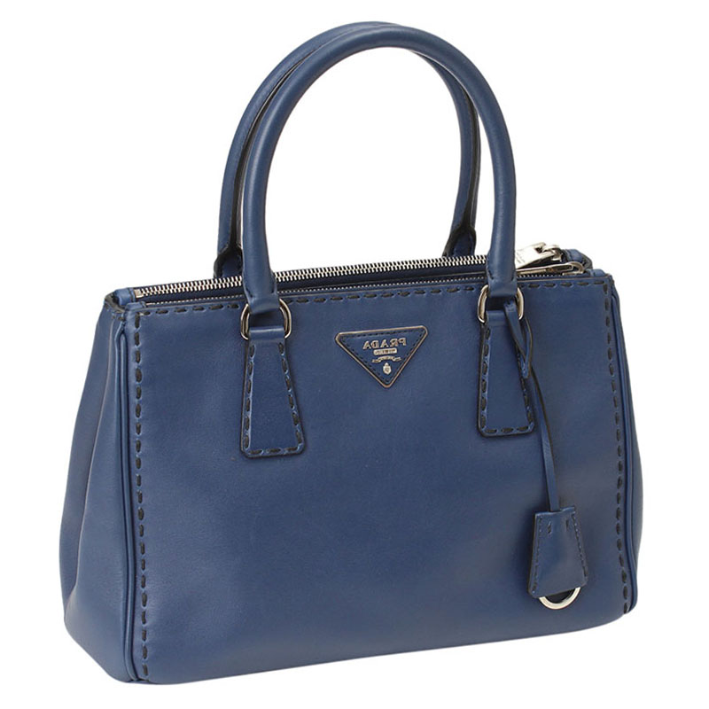 

Prada Blue Leather Galleria Tote, Navy blue