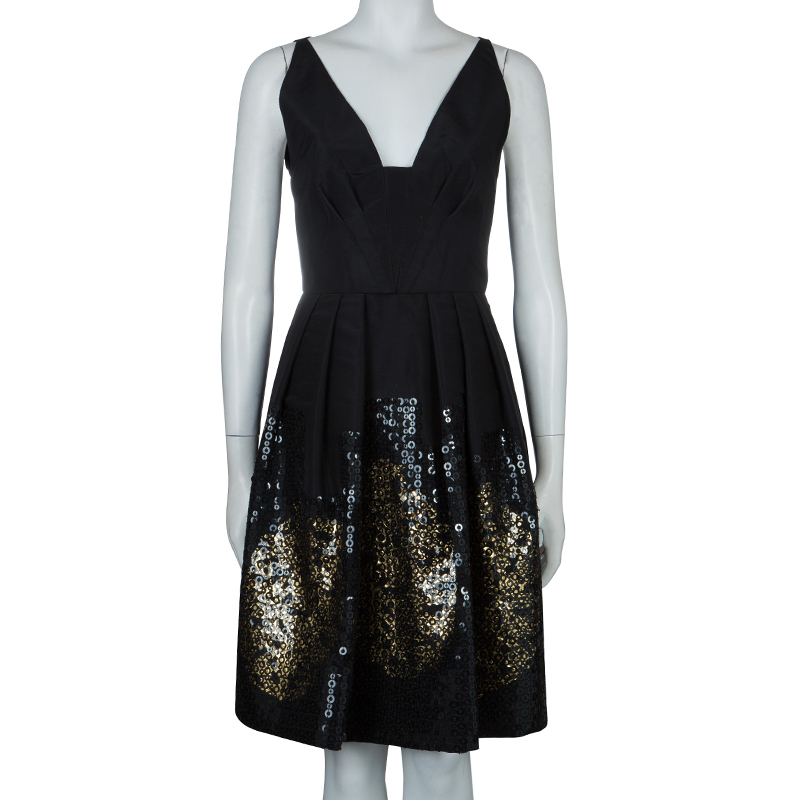 

Oscar De La Renta Black Sequin Embellished Sleeveless Dress