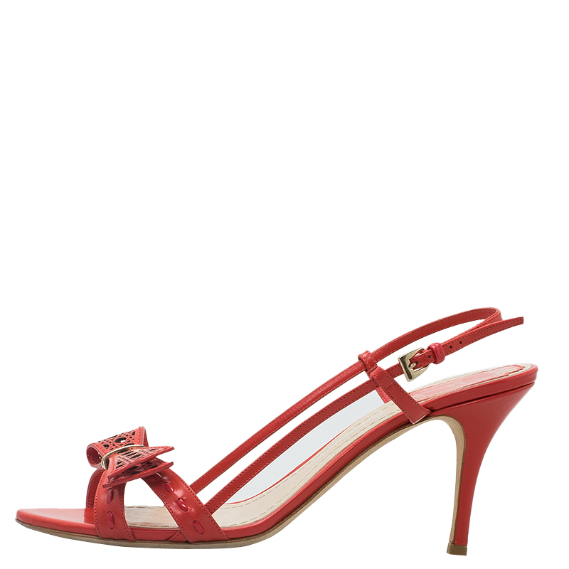 

Dior Pink Patent Cannage Bow Slingback Sandals Size