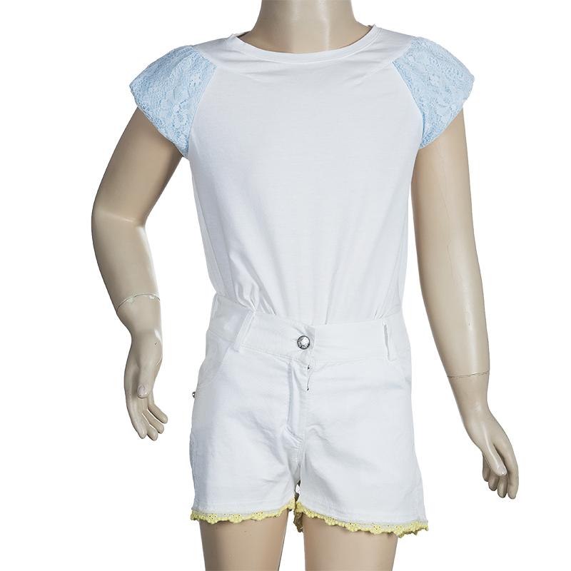 

Ermanno Scervino Junior White Lace Trim Shorts 4 Yrs