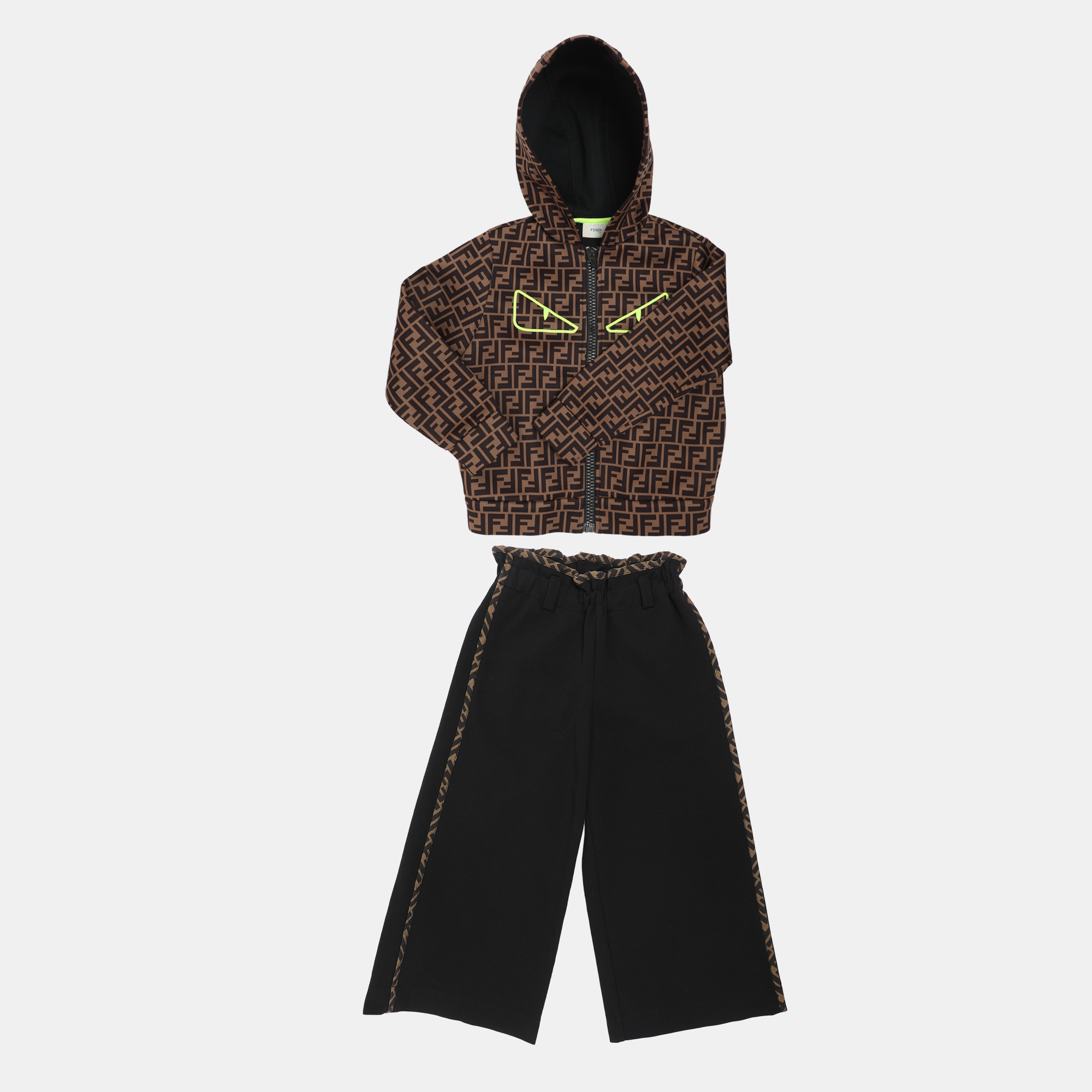 Click to view more detailed imagery on our partner's website Pre-owned Fendi Kids Khaki Ff Neoprene Monster Eye Pants Hoodie Jacket Set 8 Yrs In Brown