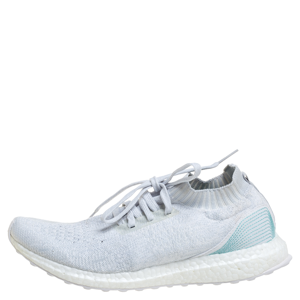 

Adidas Light Blue/White Knit Fabric Ultra Boost Uncaged Parley Sneakers Size