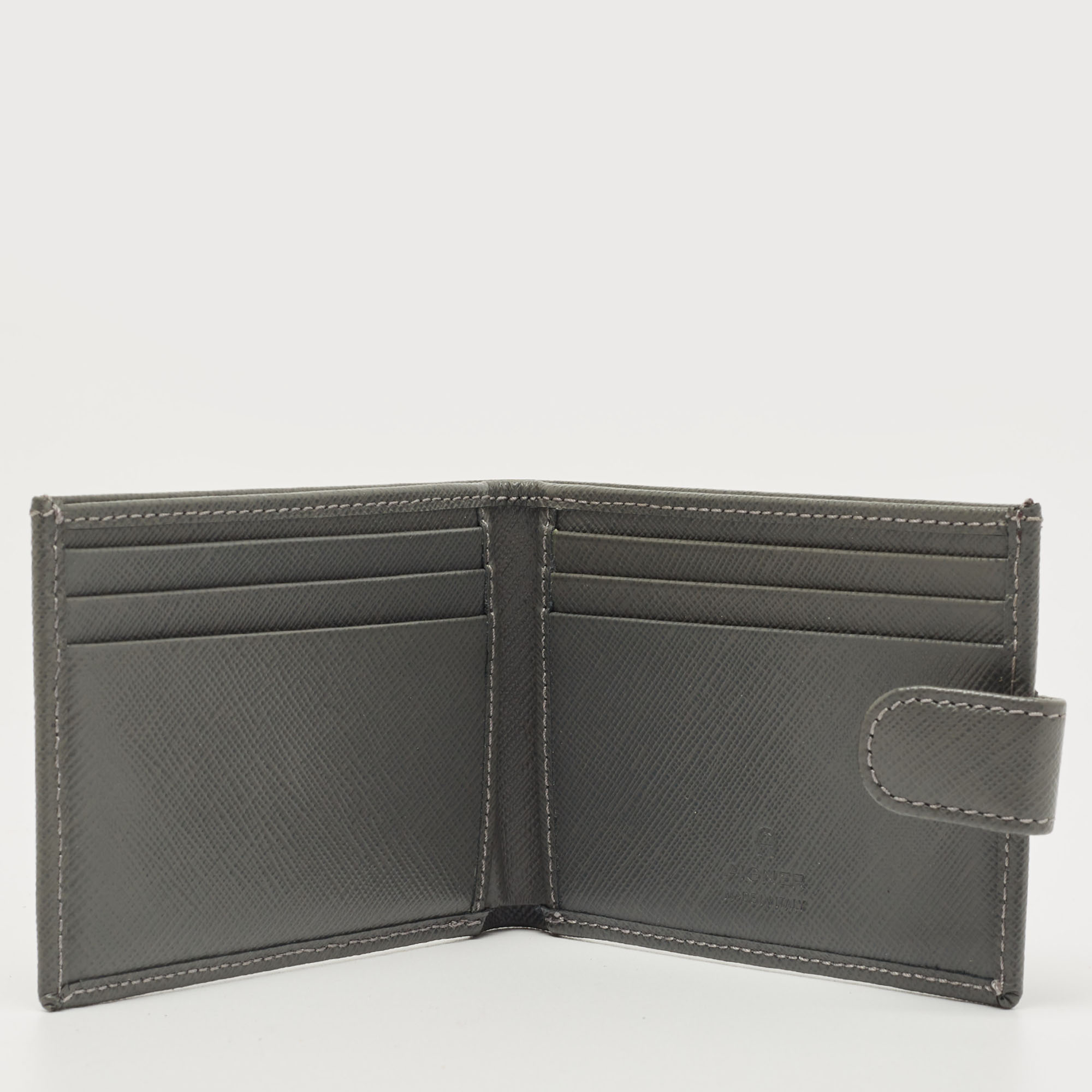 

Aigner Grey Leather Wallet