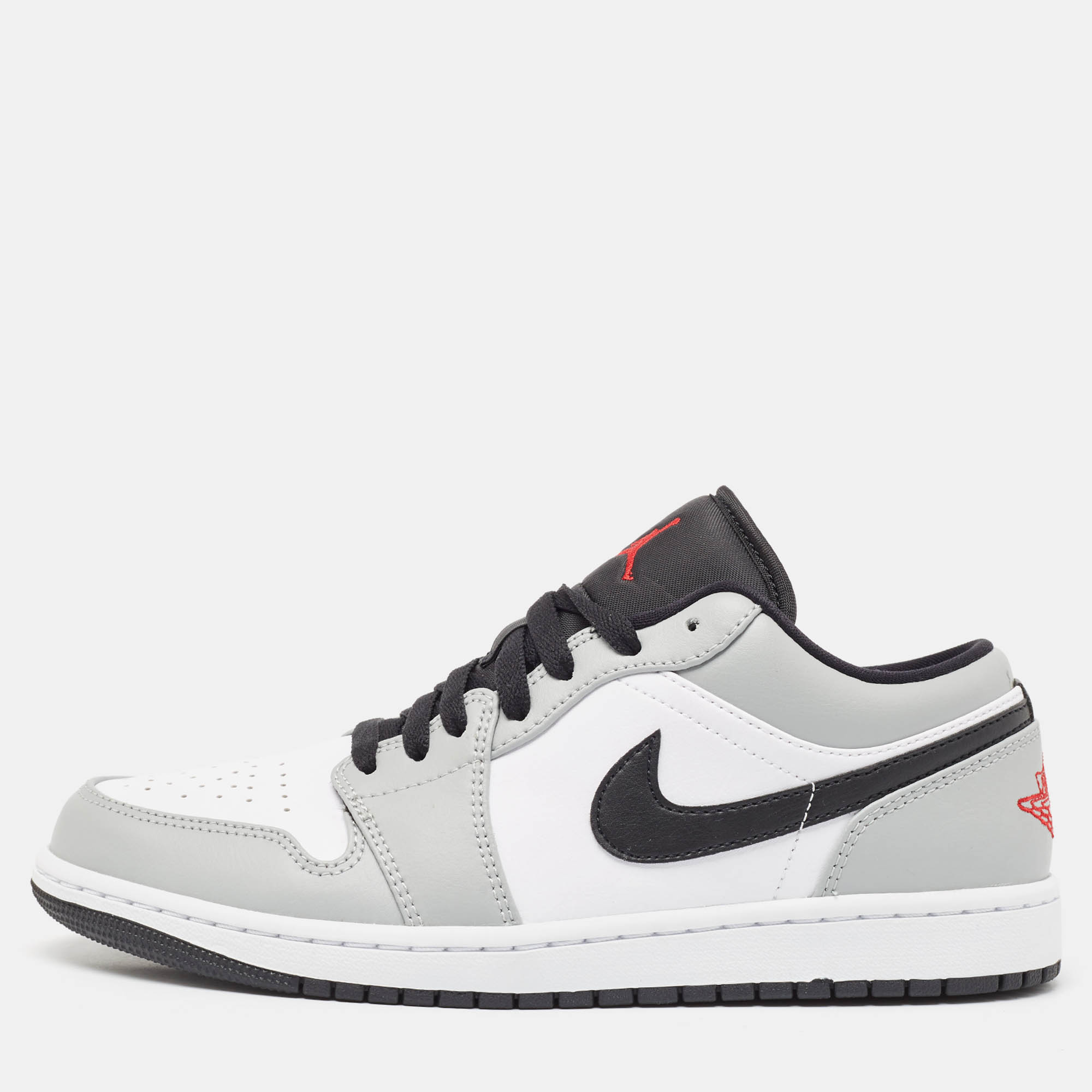 

Air Jordans Grey/White Leather Jordan 1 Low Light Smoke Grey Sneakers Size 42