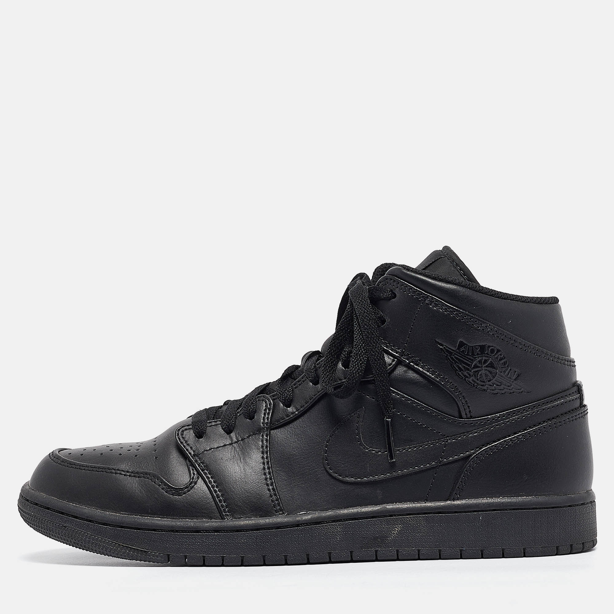 

Air Jordans Black Leather Air Jordan 1 High Top Sneakers Size