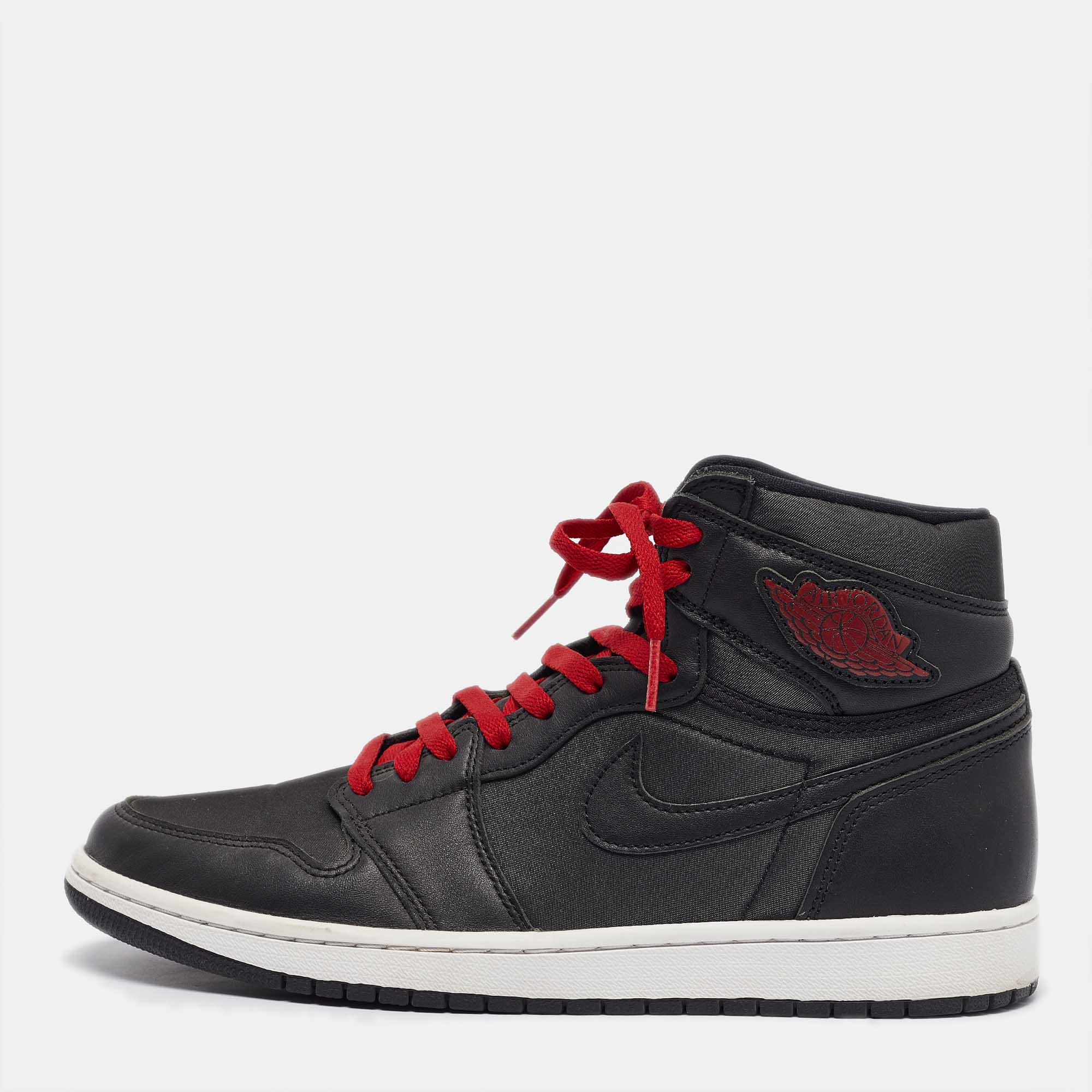 

Air Jordans Black Satin and Leather Jordan 1 Retro High Black Satin Gym Red Sneakers Size 45