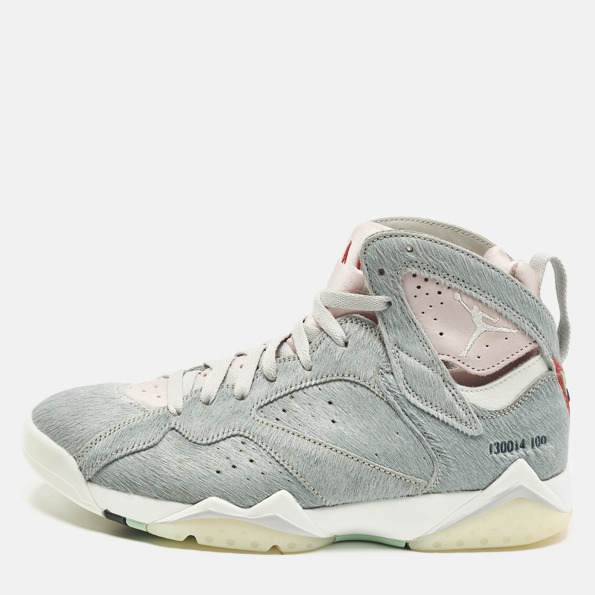 

Air Jordans Jordan 7 Retro Neutral Grey Size 42 Grey Calf Hair High Top Sneakers