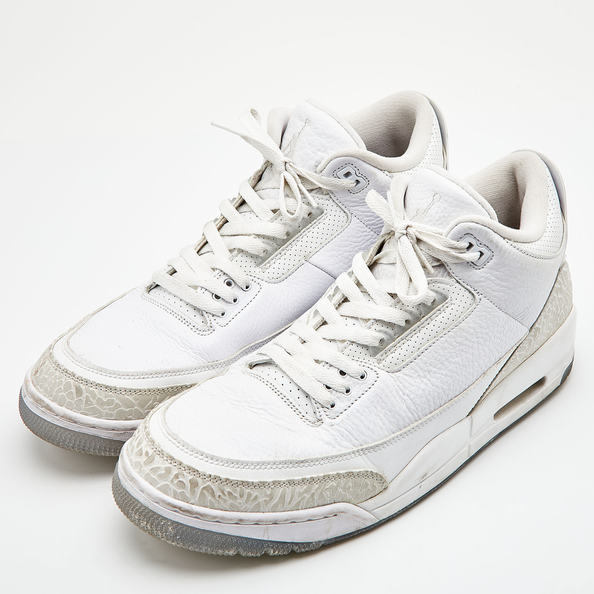 

Air Jordans White Leather Jordan 3 Retro High Top Sneakers Size