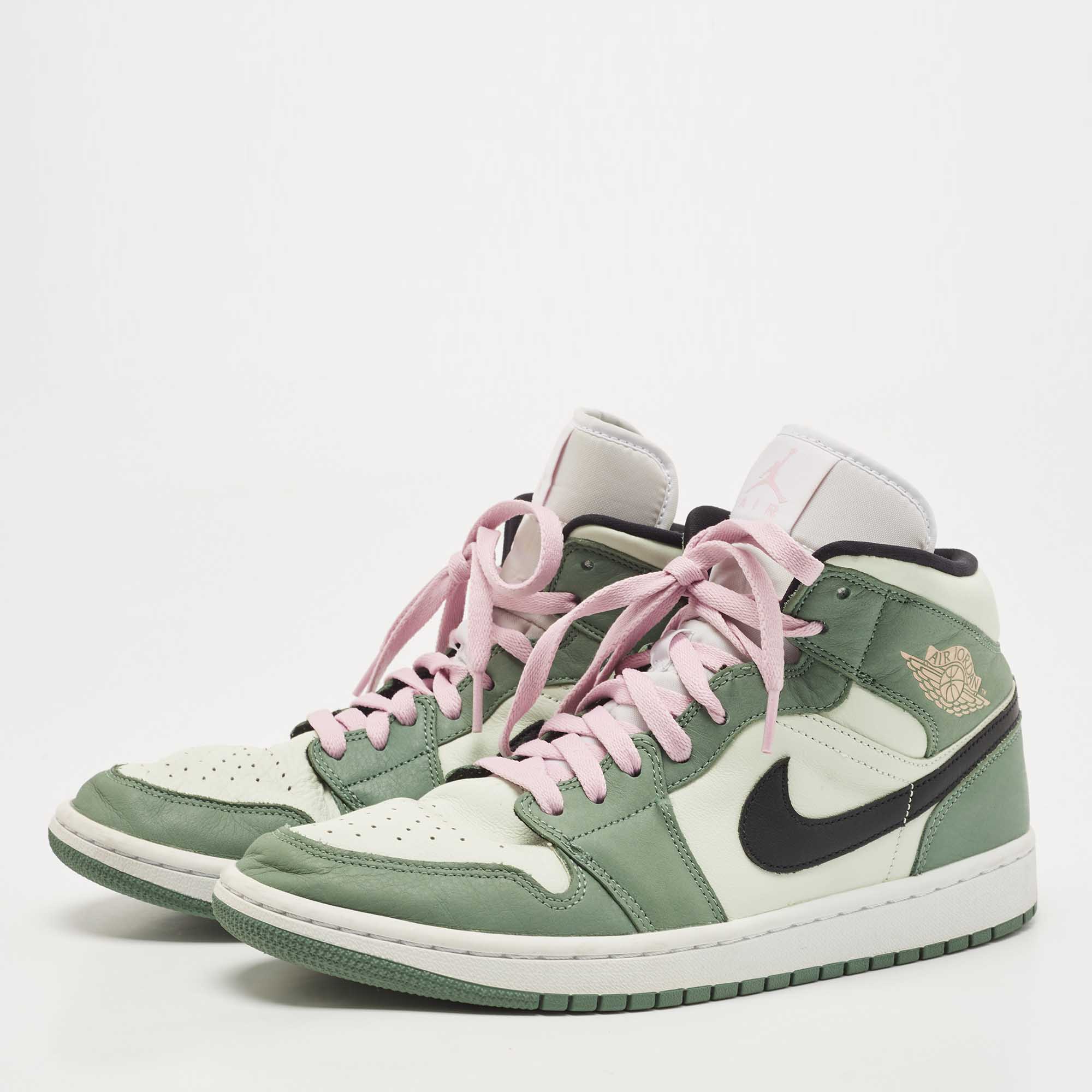 

Air Jordan Two Tone Leather Mid Dutch Green High Top Sneakers Size