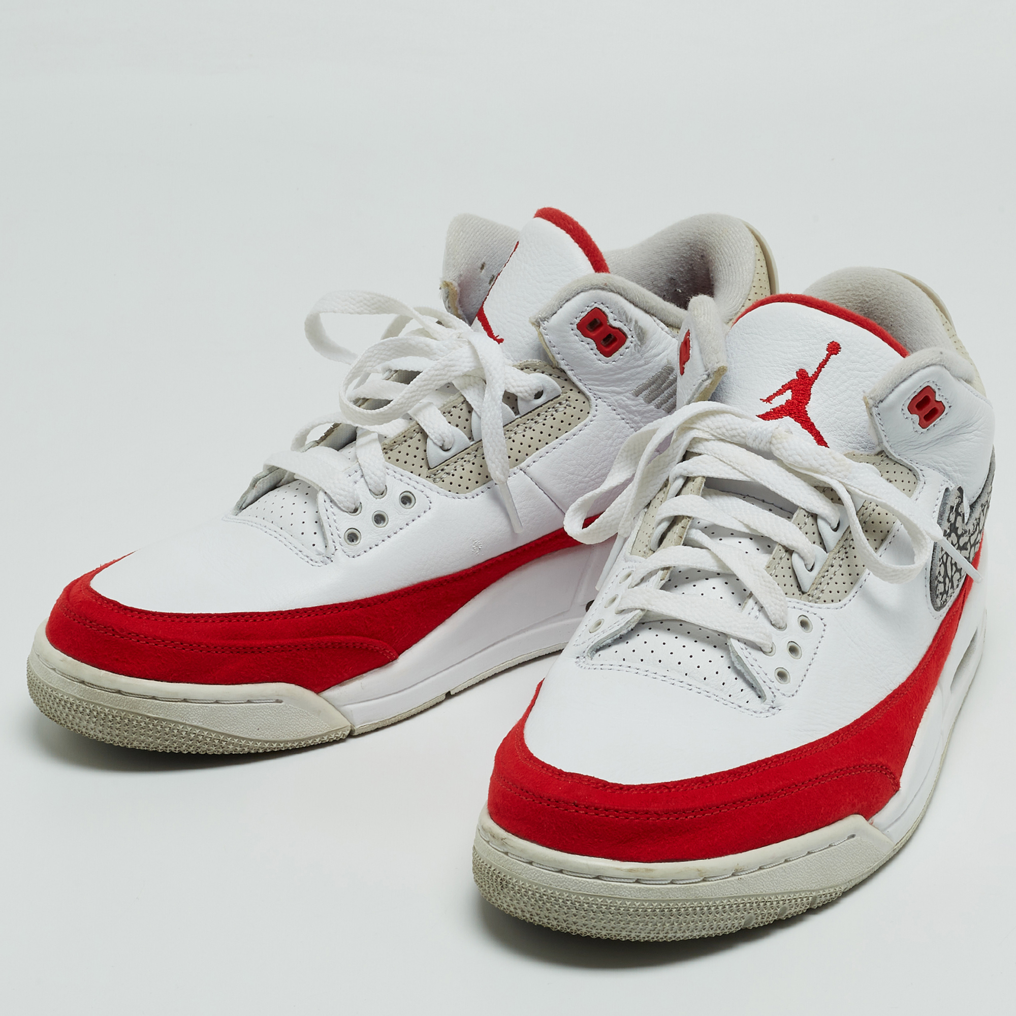 

Air Jordan White/Red Leather and Suede Jordan 3 Tinker White University Red Sneakers Size