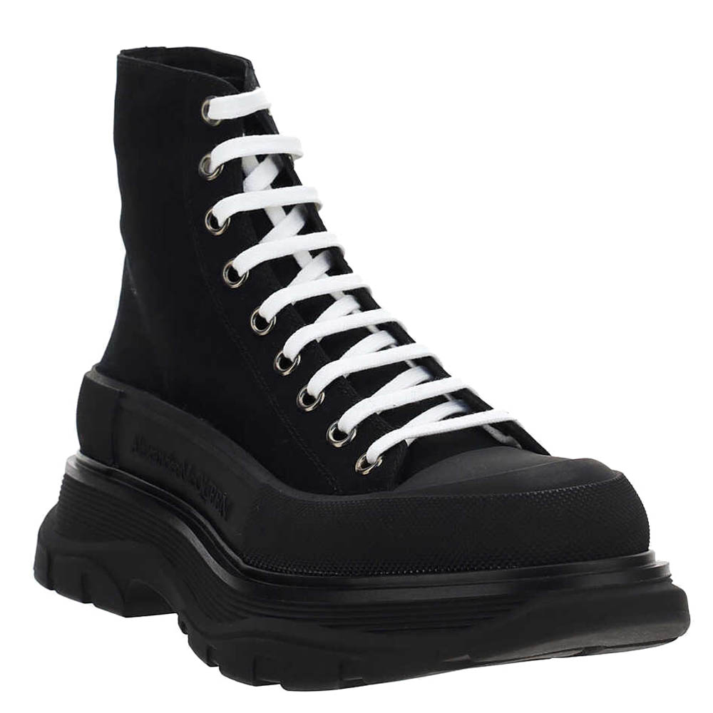 

Alexander McQueen Black Tread Slick Lace up Boots Size IT