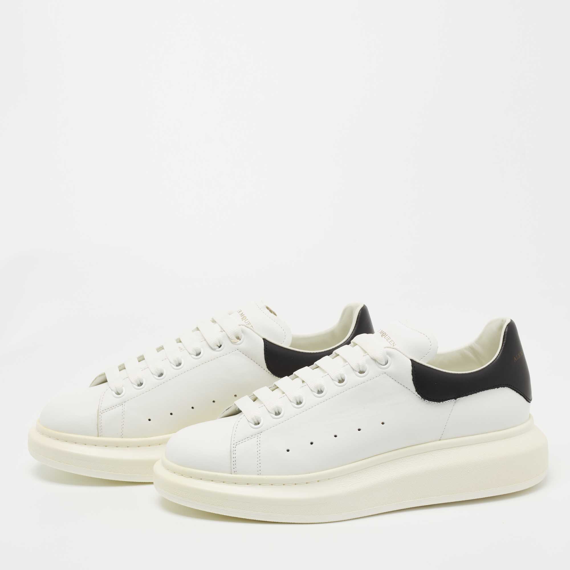 

Alexander McQueen White Leather Oversized Sneakers Size