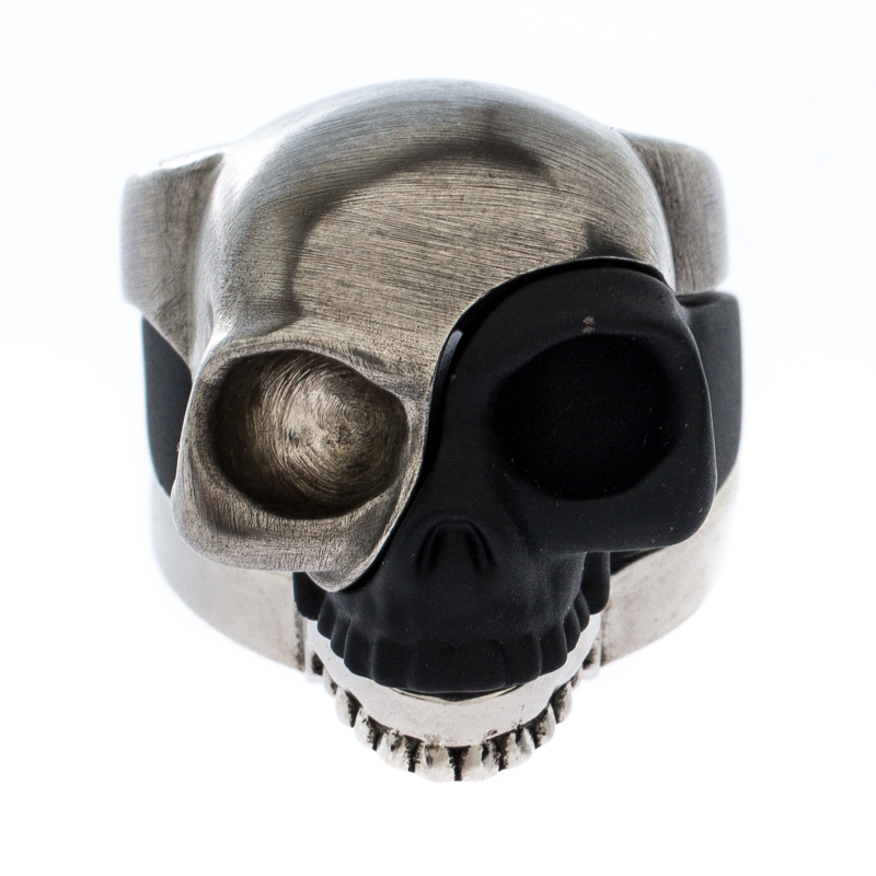 

Alexander McQueen Tri Tone Divided Skull Ring Size, Silver