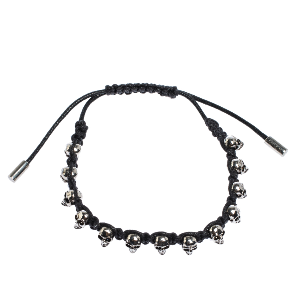 

Alexander McQueen Skull Charm Silver Tone Bracelet, Black