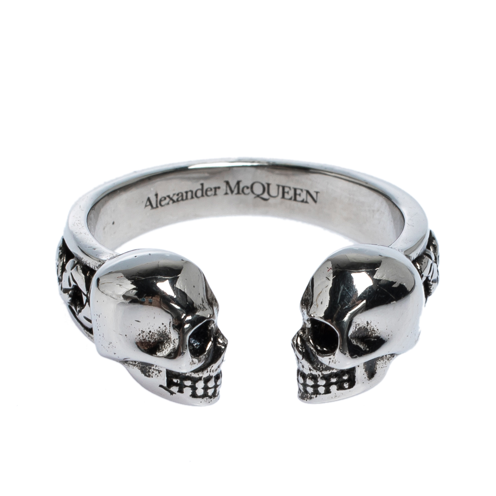 

Alexander McQueen Twin Skull Silver Tone Ring Size