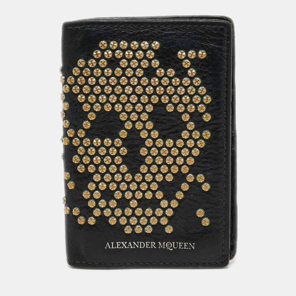 Pre-owned Alexander Mcqueen Black Leather Studded Skull Card Holder