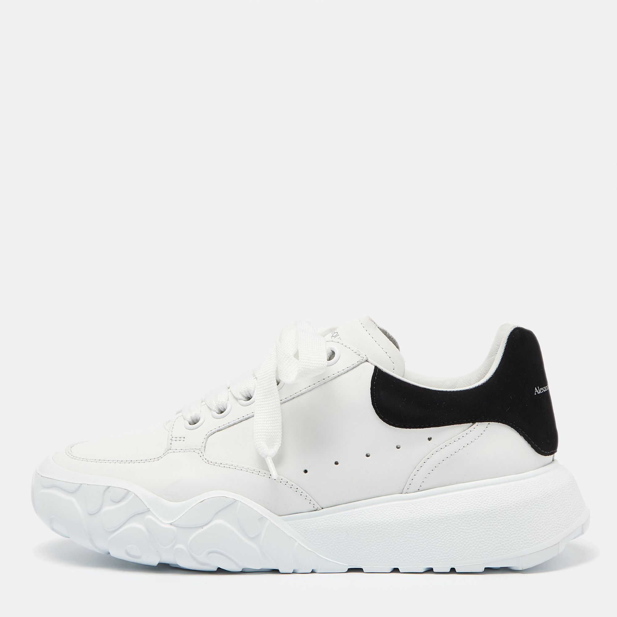 

Alexander McQueen White/Black Leather And Suede Oversized Sneakers Size
