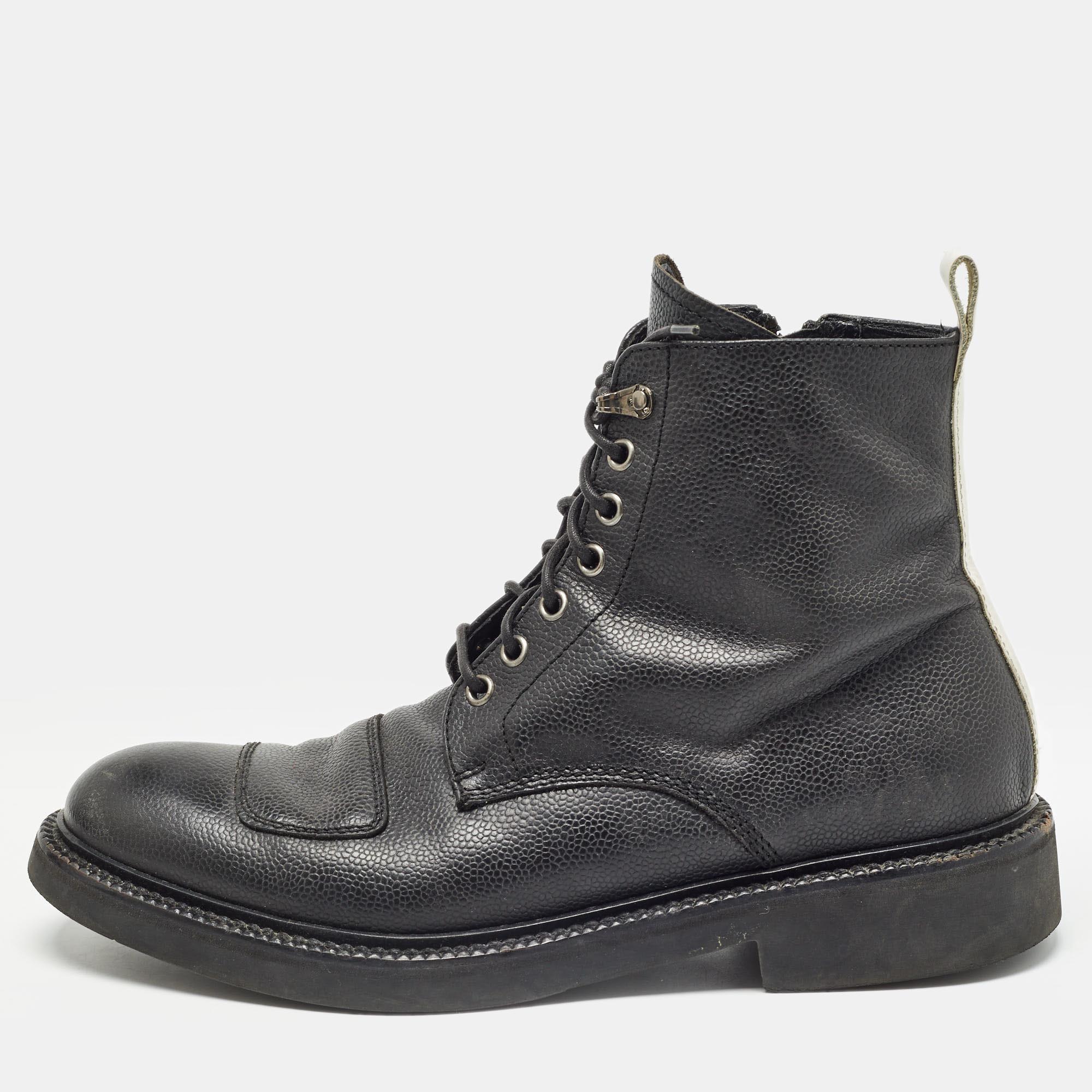 

Alexander McQueen Black Leather Ranger Boots Size