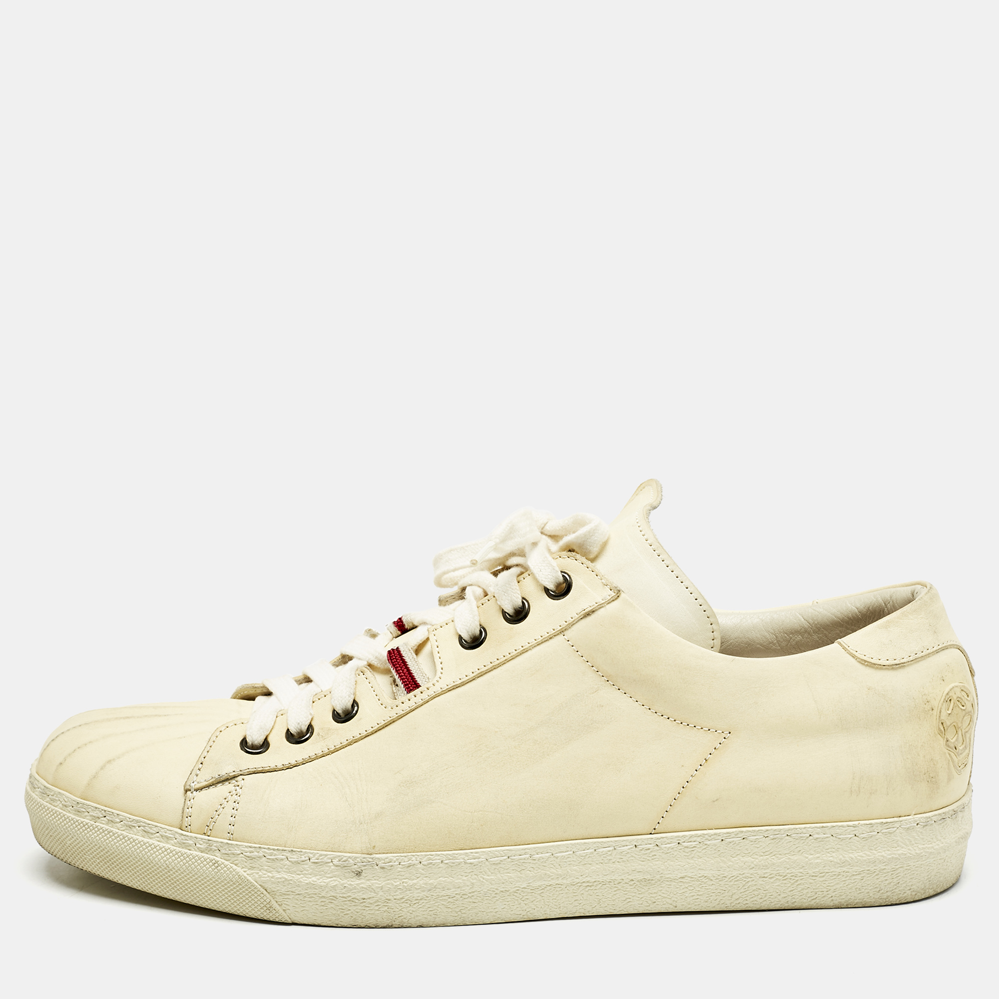 

Alexander McQueen Cream Leather Lace Up Sneakers Size