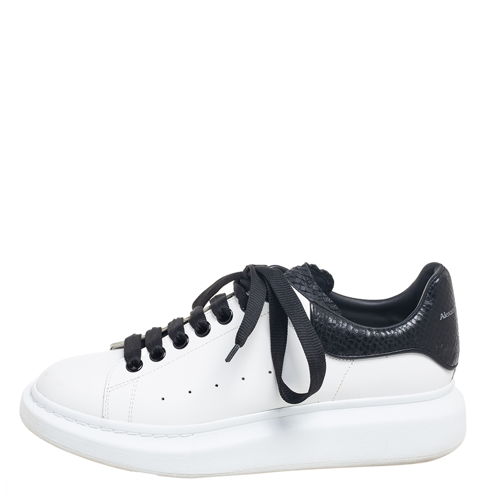 

Alexander McQueen White/Black Leather Oversized Sneakers Size