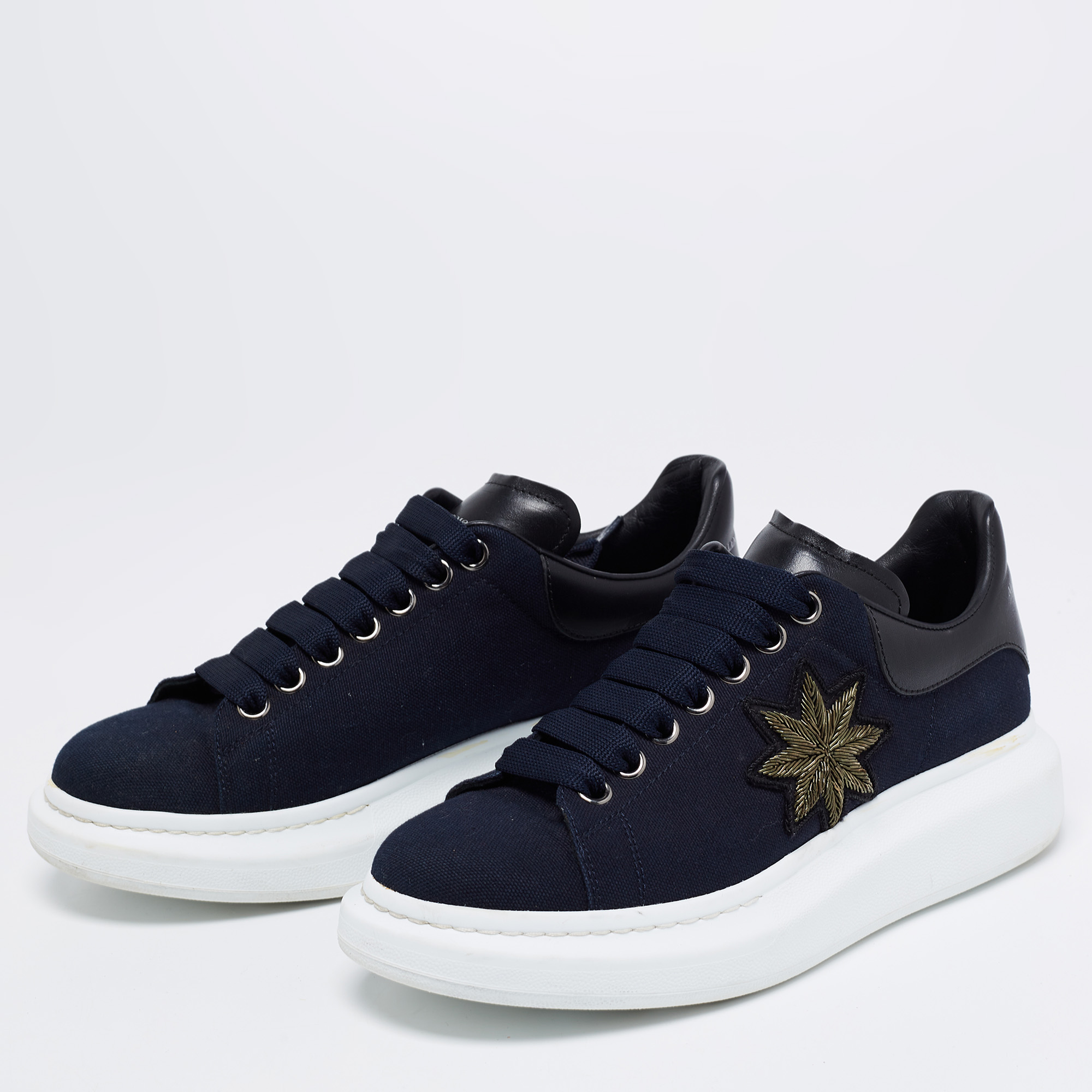 

Alexander McQueen Navy Blue/Black Canvas and Leather Embroidered Oversized Sneakers Size